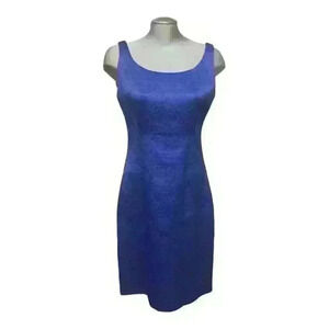 T Tahari Sheath Dress Sleeveless Knee Length  Zip Back Career Blue